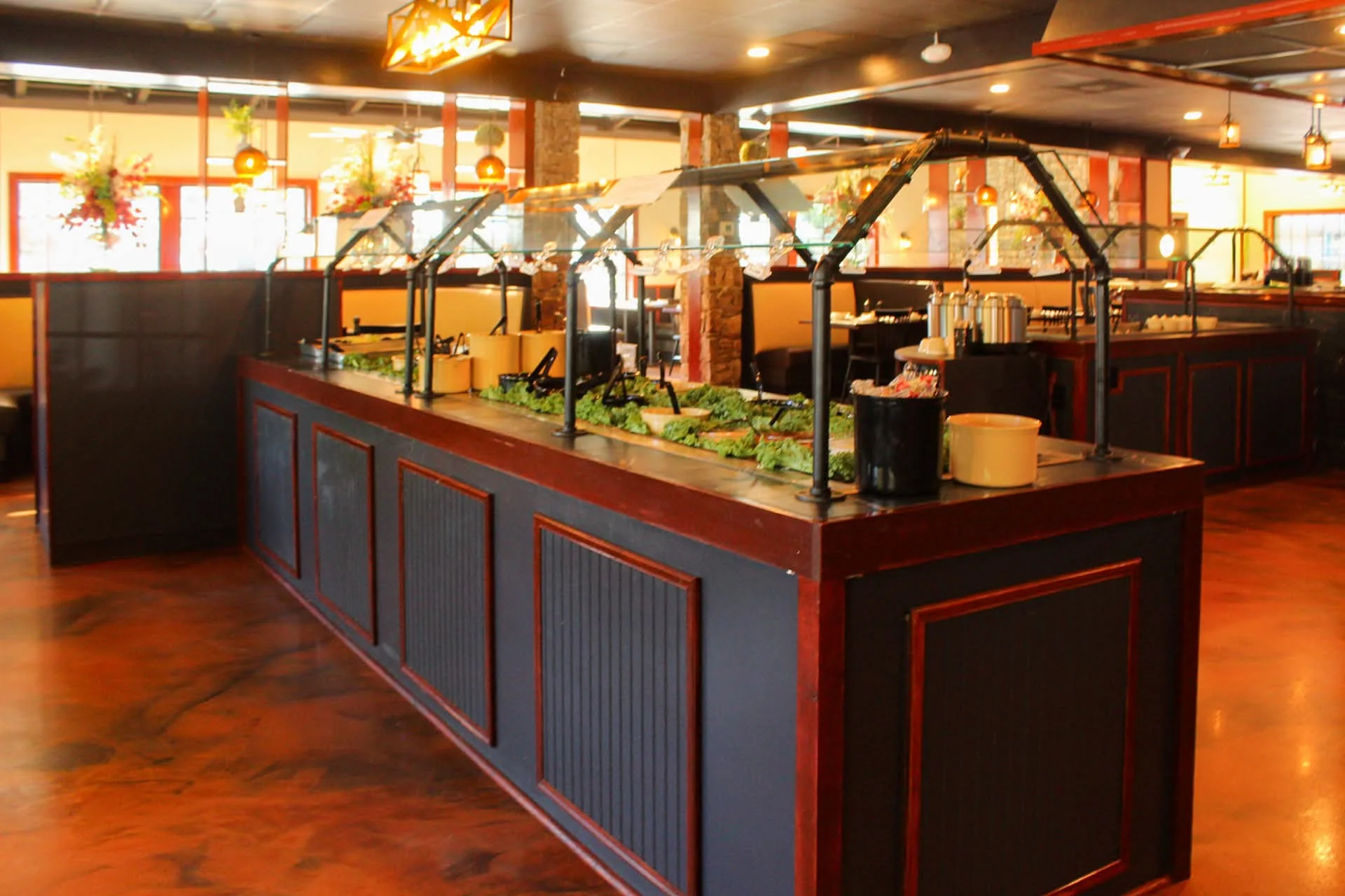 Circle H buffet with soups, salads, hot entrees, sides and desserts